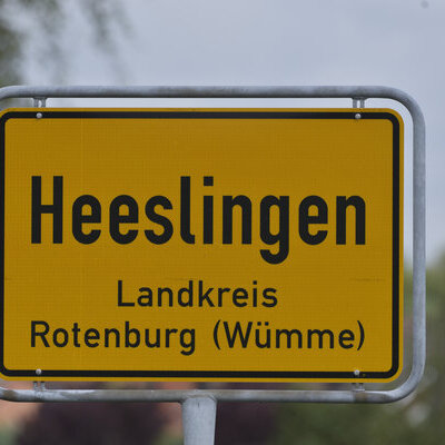 Ortschild Heeslingen